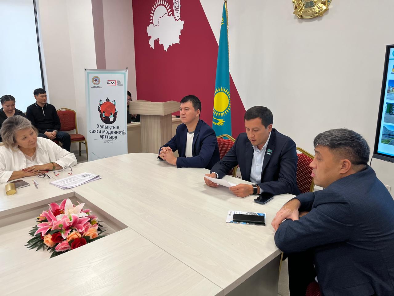 Мәслихат депутаттары халықпен жүздесті